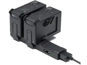 Kit DJI FPV Fly More, 2 acumulatori si hub de incarcare